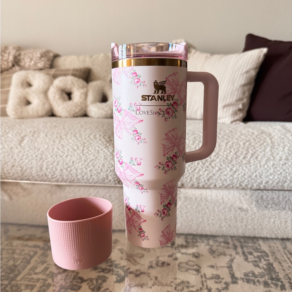 Loveshackfancy x Stanley holiday cup 40OZ